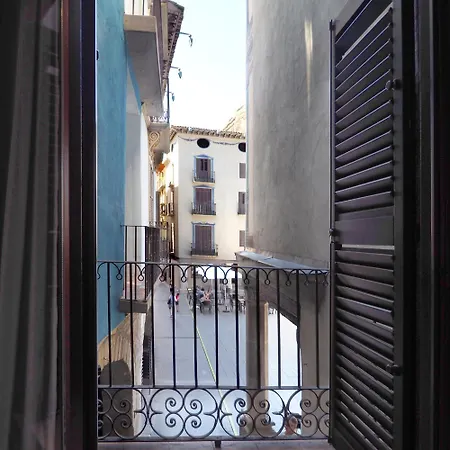 Apartamentos Angelus Plaza Mayor De Graus Exterior foto