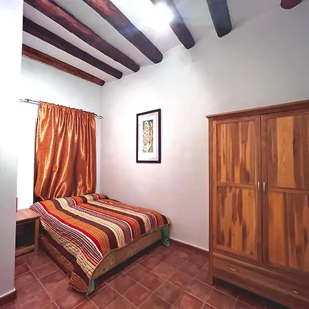 Apartamentos Angelus Plaza Mayor De Graus Exterior foto