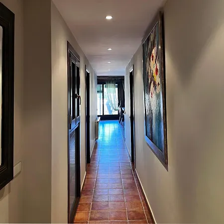 Apartamentos Angelus Plaza Mayor De Graus Exterior foto
